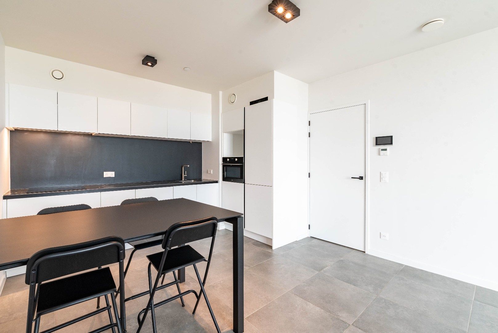 Appartement te huur foto 8
