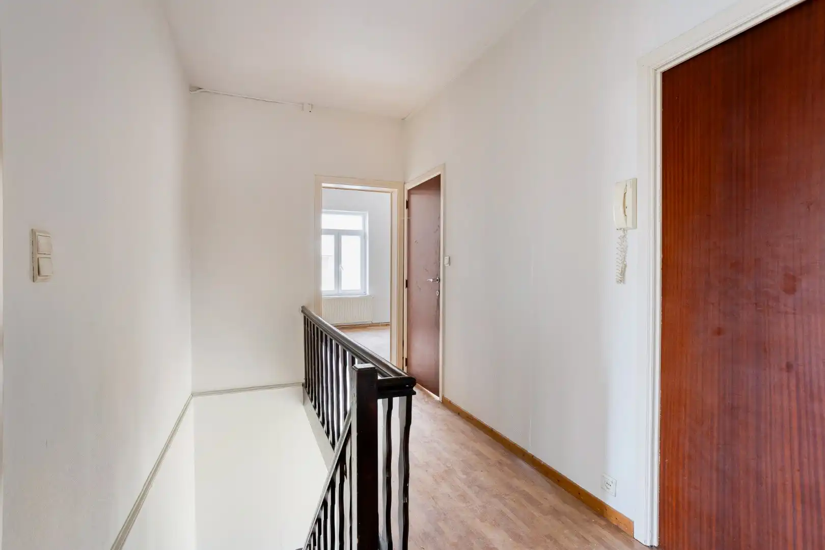 TE RENOVEREN WONING met 2 woonéénheden en tuin – 1640 SINT-GENESIUS-RODE foto 18