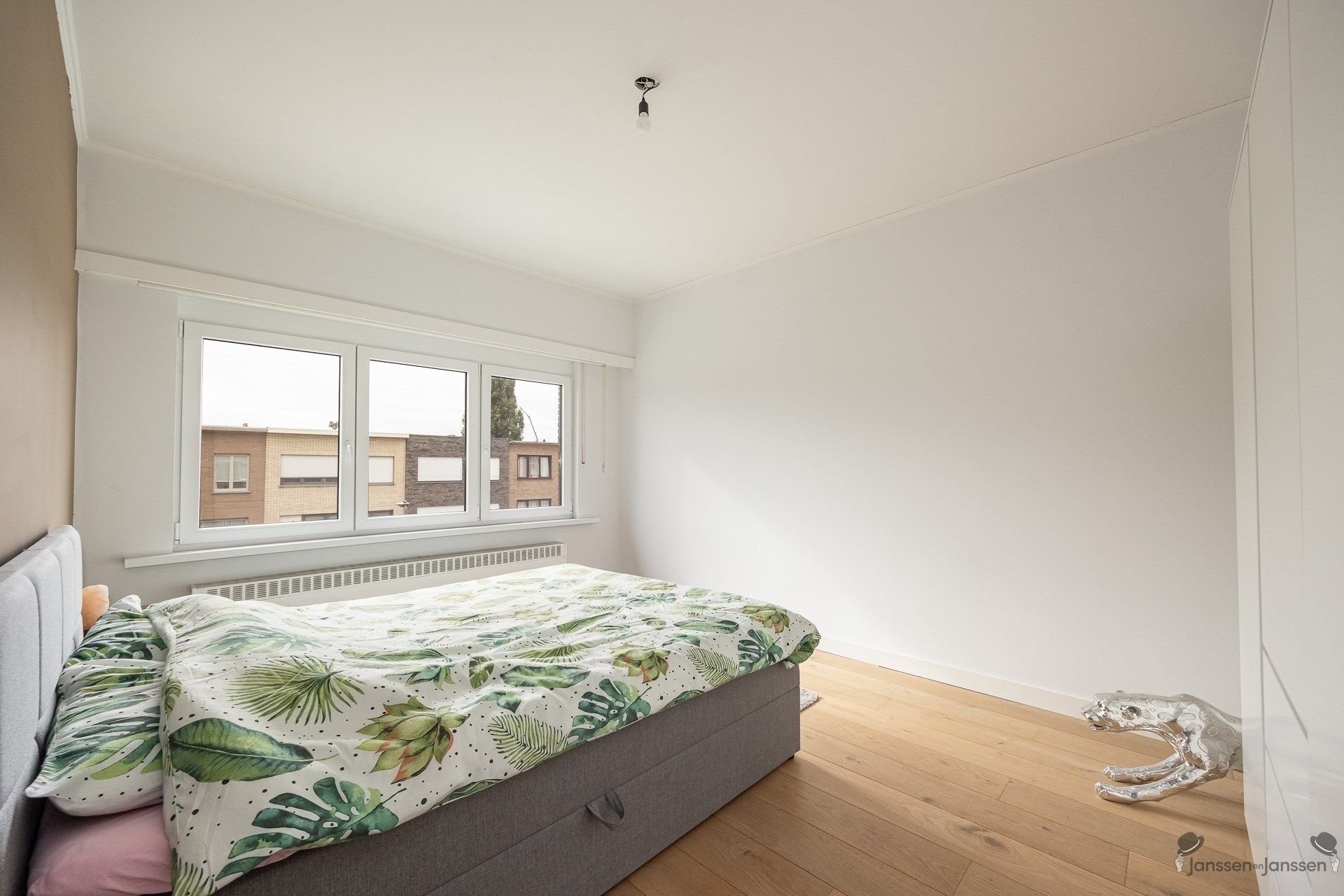 Prachtige en ruime gezinswoning in Stabroek met veel licht en een moderne afwerking. foto 10