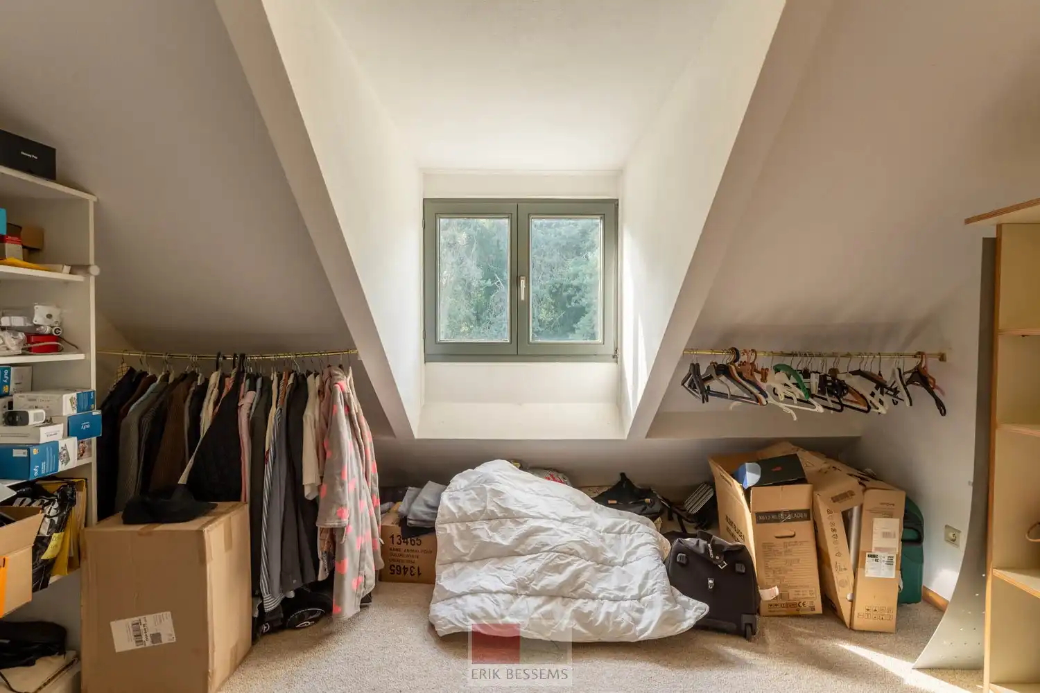 Vrijstaande woning gelegen op een royaal perceel van maar liefst 990 m² en beschikt over een bewoonbare oppervlakte van circa 221 m² foto 28
