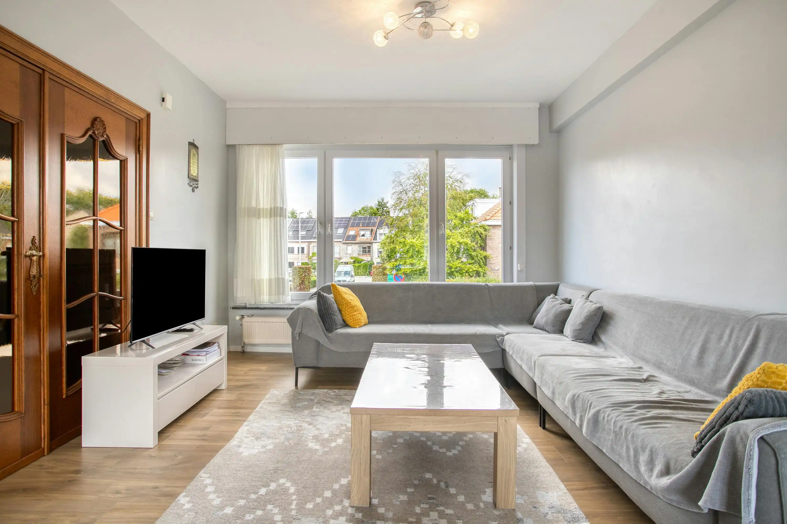 Ruime bel-etage in rustige woonwijk van Gentbrugge foto 7