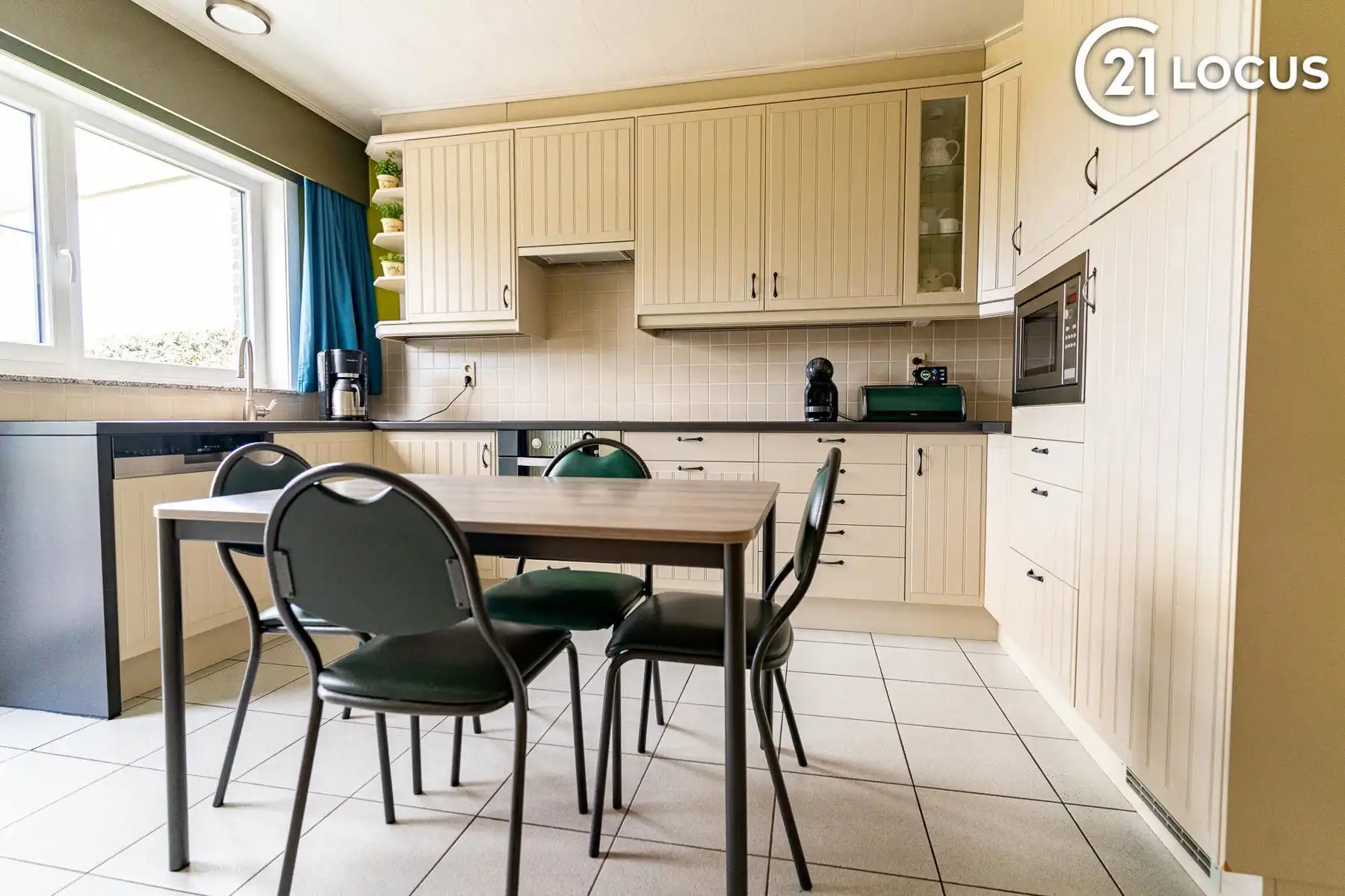 Stijlvolle villa met 4 slaapkamers op een toplocatie in Vrasene foto 4