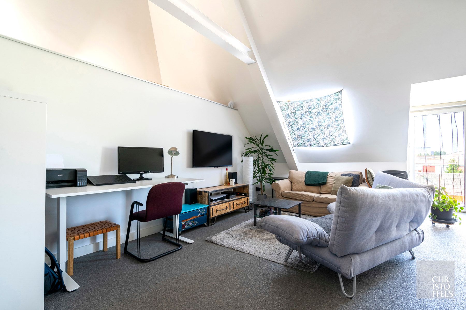 Rustig en centraal gelegen appartement in loft-stijl foto 9