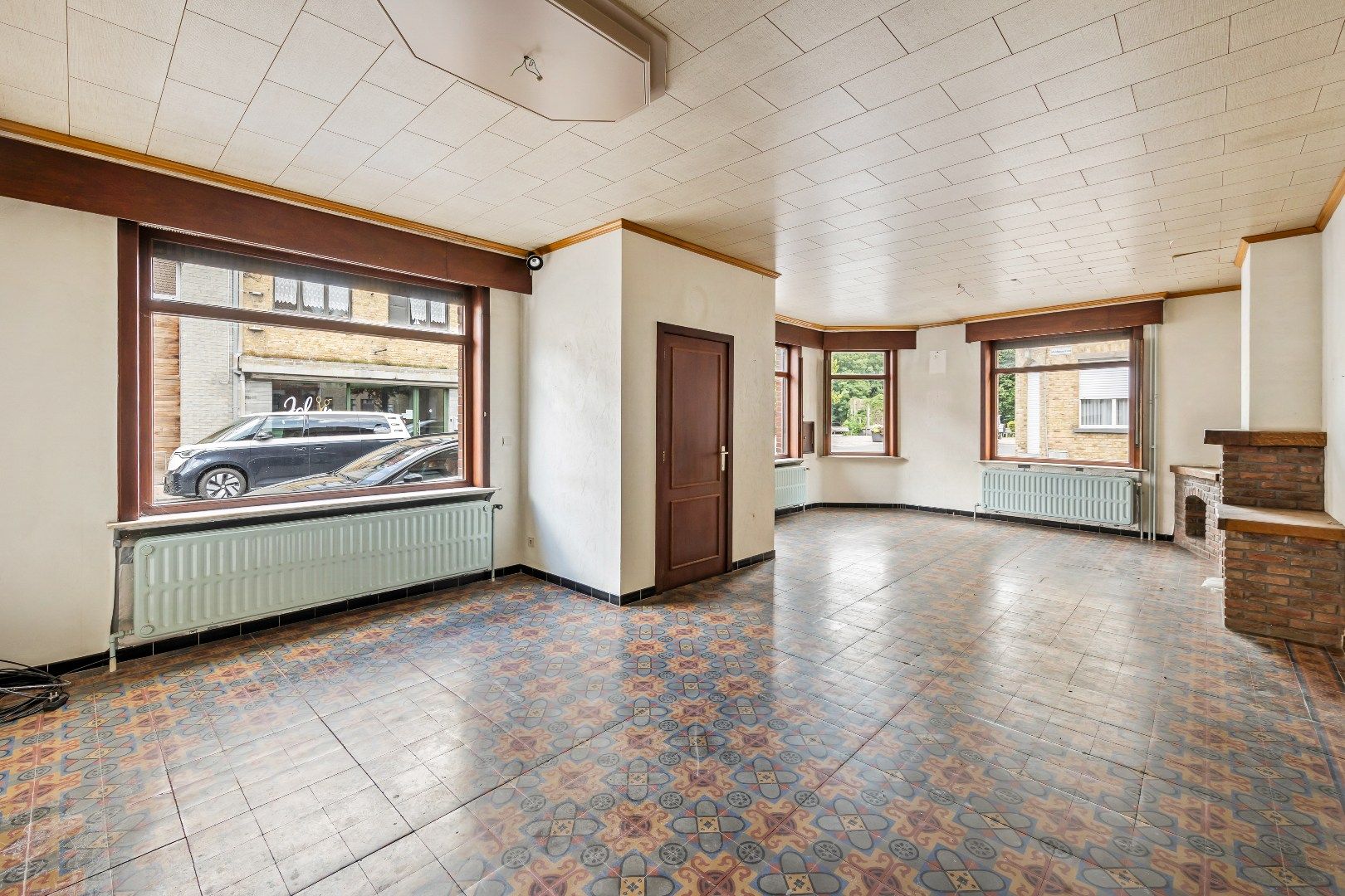 Gezellige stadswoning met 4 slaapkamers, ruime garage en koertje. foto 2