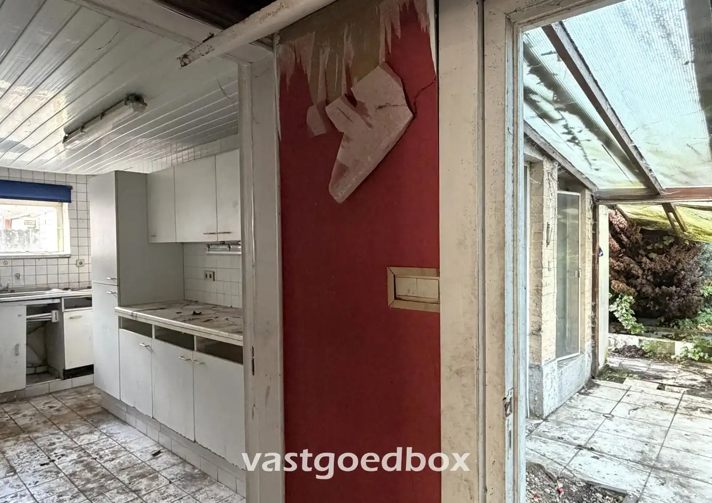 Voormalig handelshuis met veel potentieel, te Ingelmunster foto 7