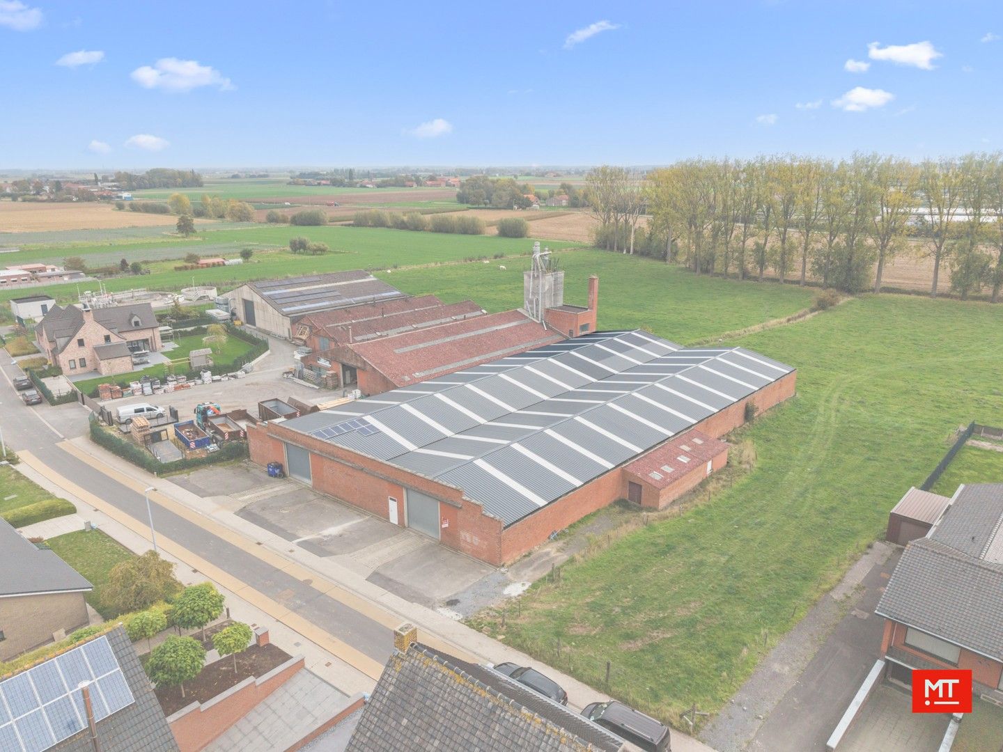 KMO-unit (343 m²) te koop op slechts 7 min van de Noorderring van Ieper foto 9