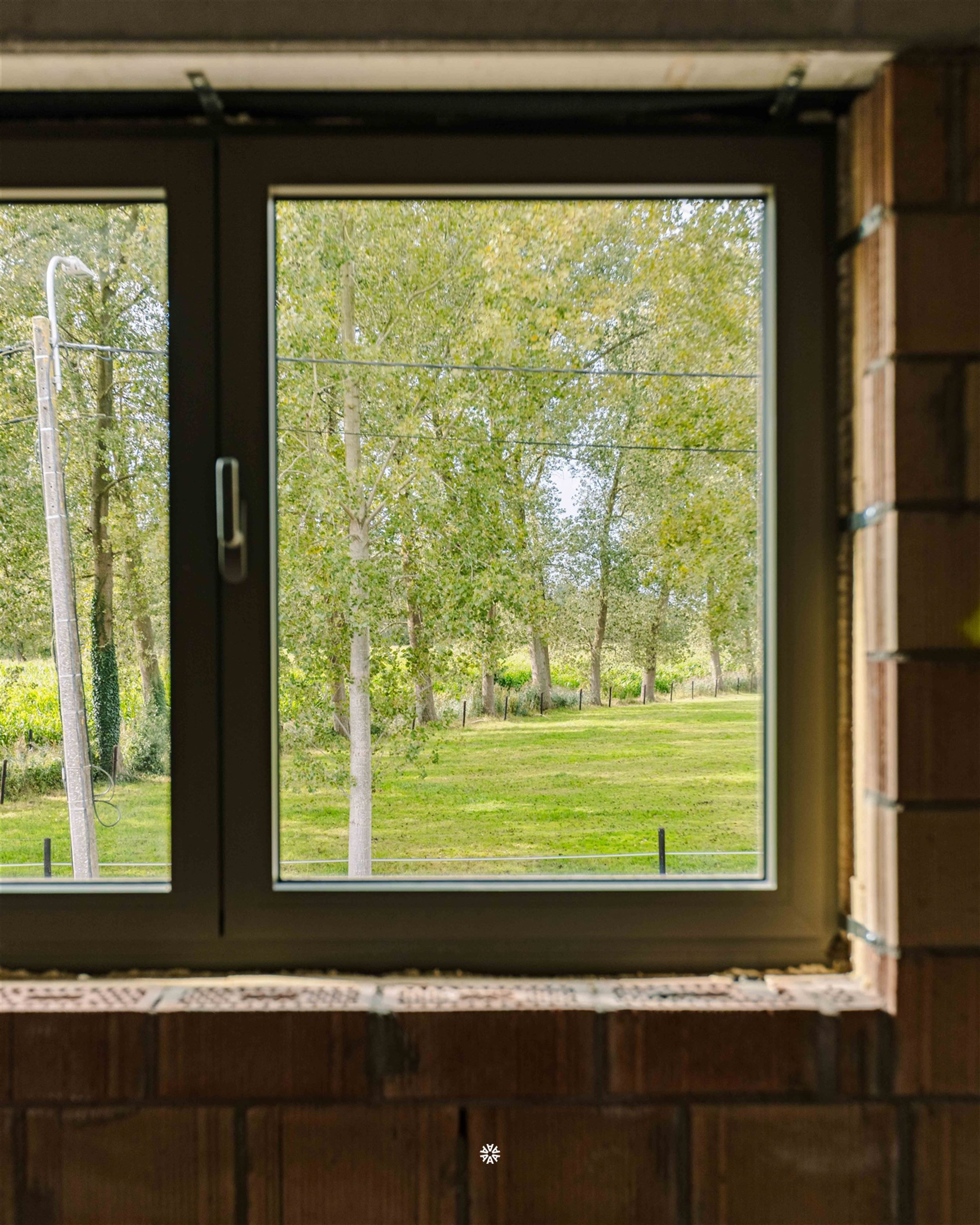 Hoogwaardig afgewerkte koppelvilla in de groene rand van Sint-Niklaas foto 8