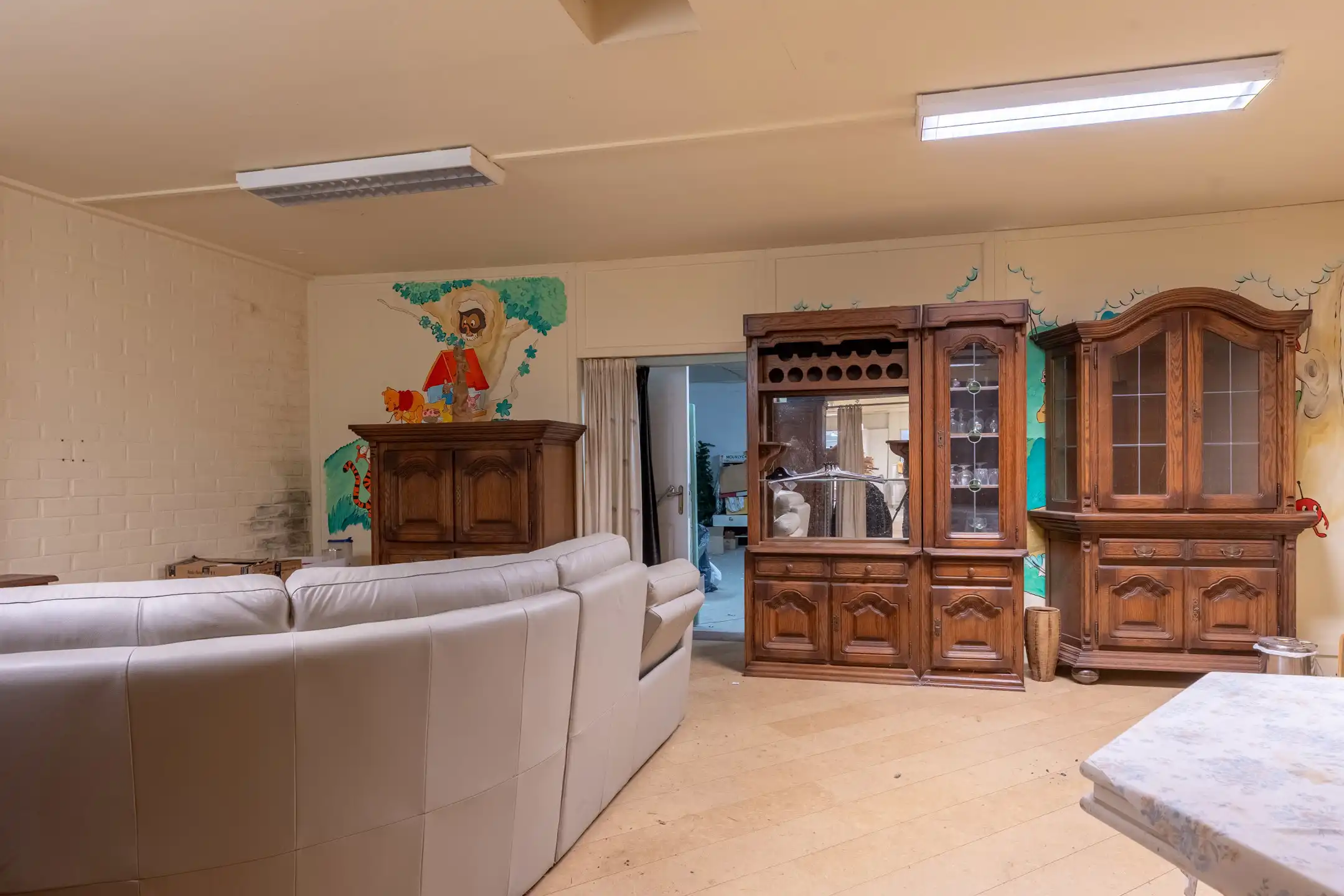 Goed gelegen gelijkvloers handelspand van maar liefst 436m² foto 18