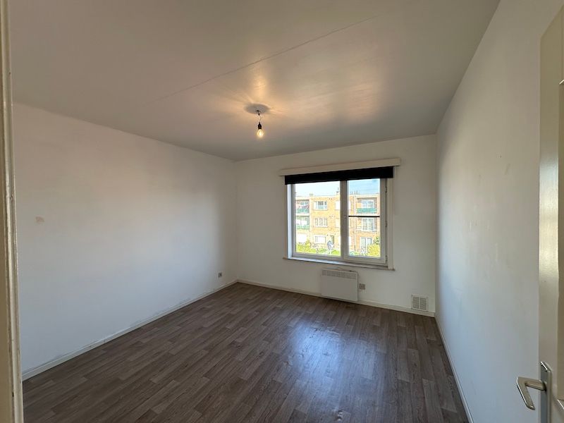 🏡 TE HUUR: Ruim appartement met 3 slaapkamers & garage in Wondelgem! 🚗 foto 7