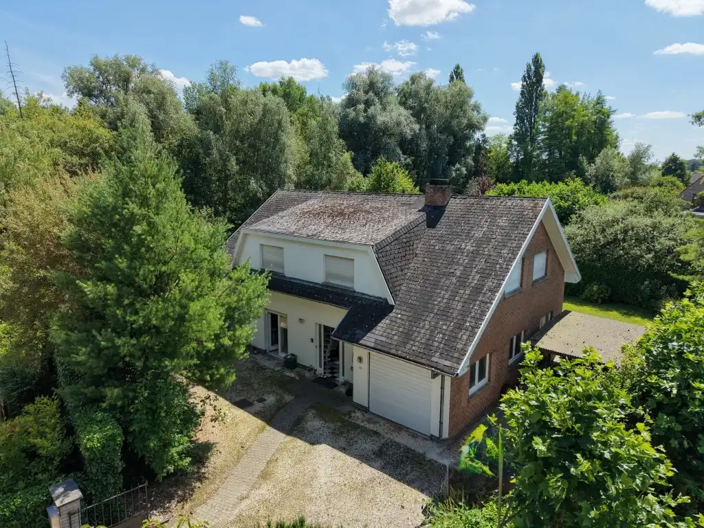 Uniek gelegen woning in doodlopende straat grenzend aan het Parkbos foto 8