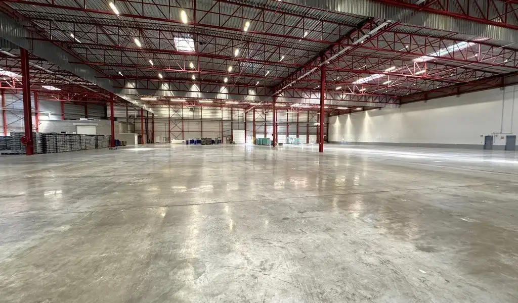 Logistieke loods te huur in Canal Logistics Centre Willebroek foto 2
