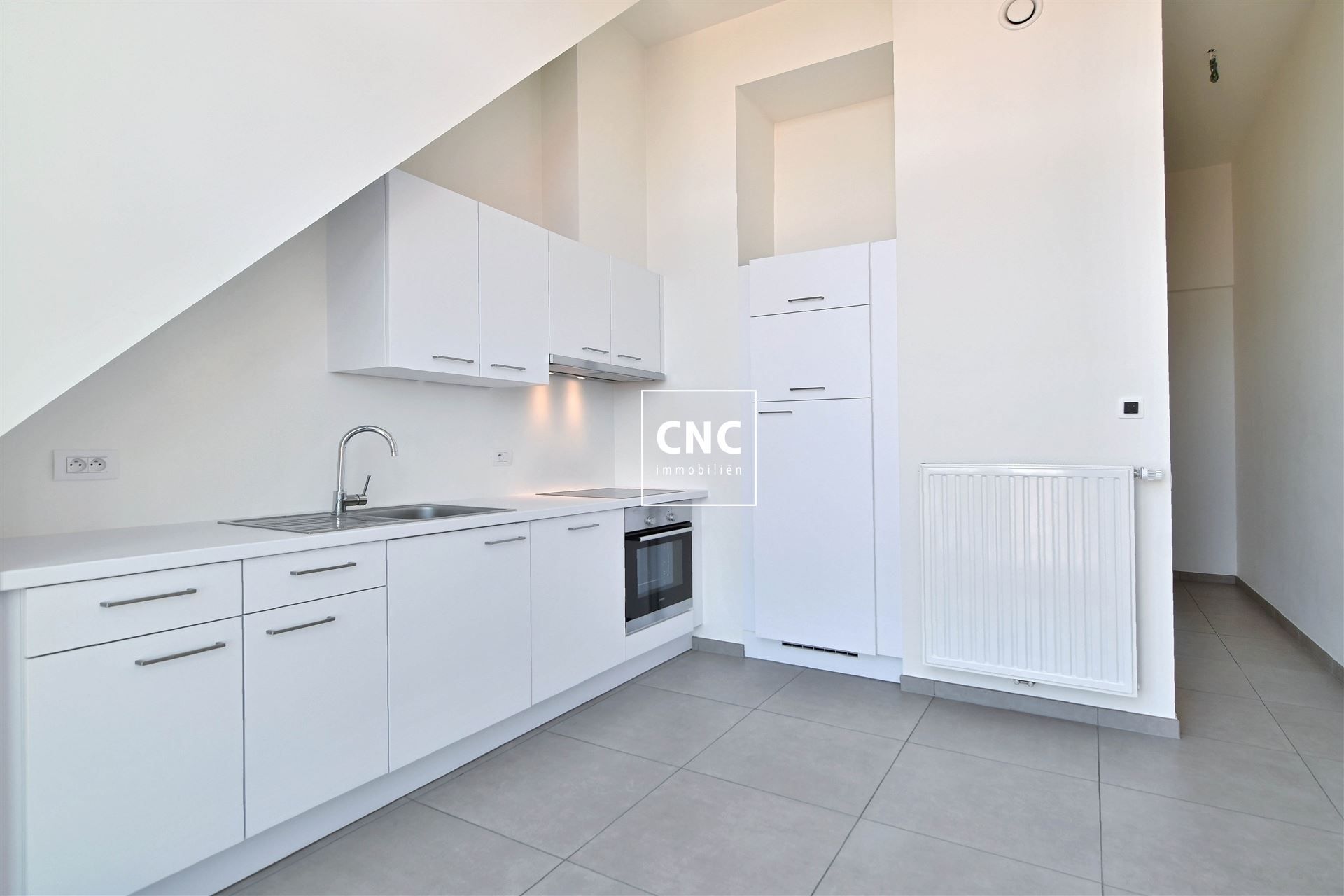 Duplex-appartment met 2 slaapkamers in recente residentie met prachtig zicht op de golf ! foto 2