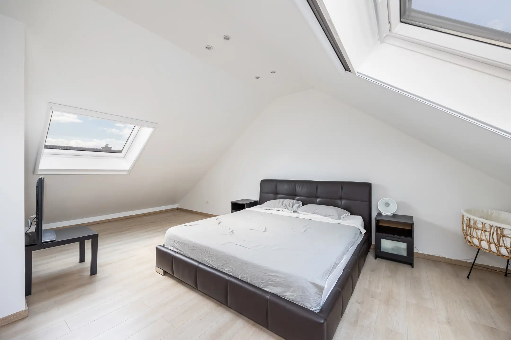 Instapklare woning in rustige wijk in Grimbergen foto 13