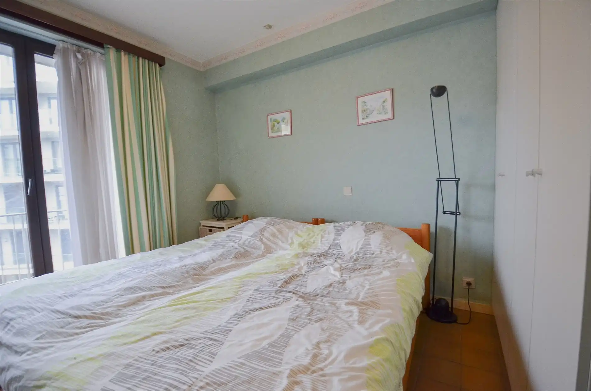 EXCLUSIEF BIJ IMMO BLUE: Op te frissen appartement gelegen op enkel stappen van de zee en de Kustlaan. foto 6