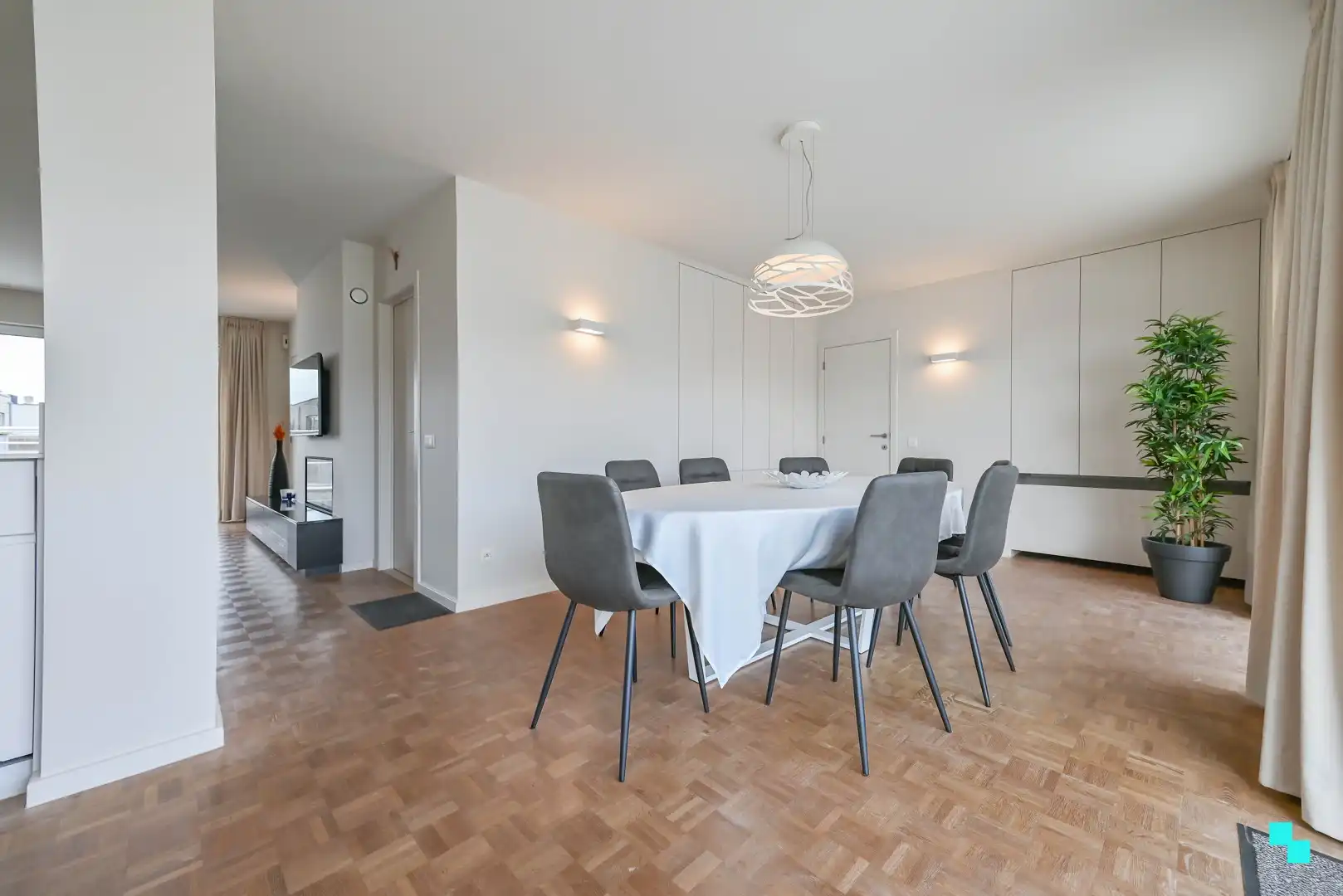 Stijlvol penthouse met zeezicht, royale terrassen en een dubbele garagebox foto 12