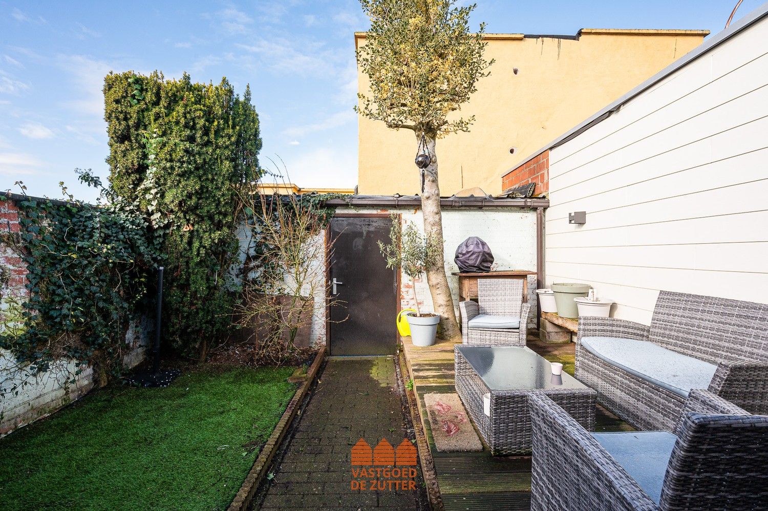 Rijwoning met stadstuin in hartje Eeklo foto 16