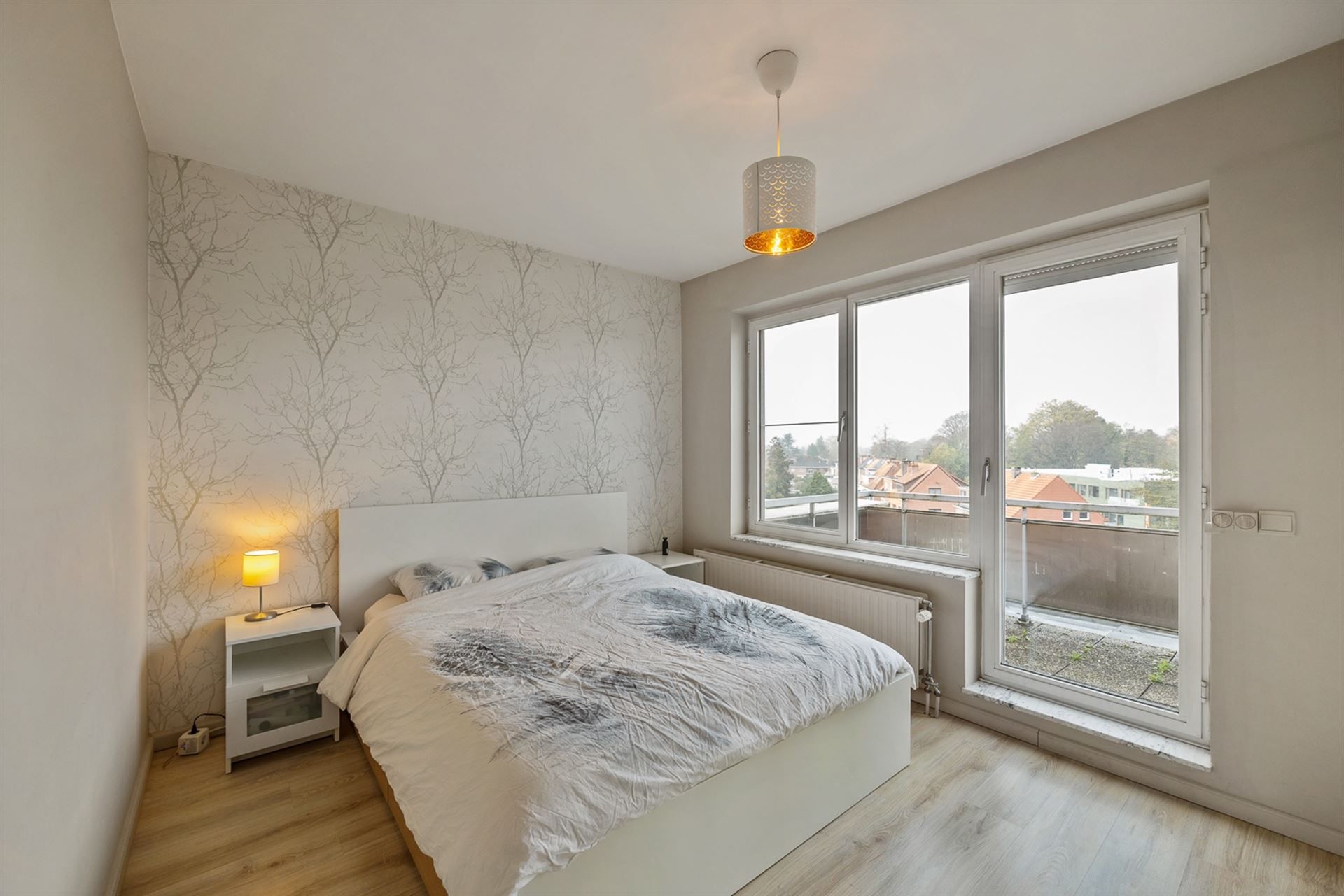 Instapklaar Dakappartement met 2 Ruime Terrassen foto 9