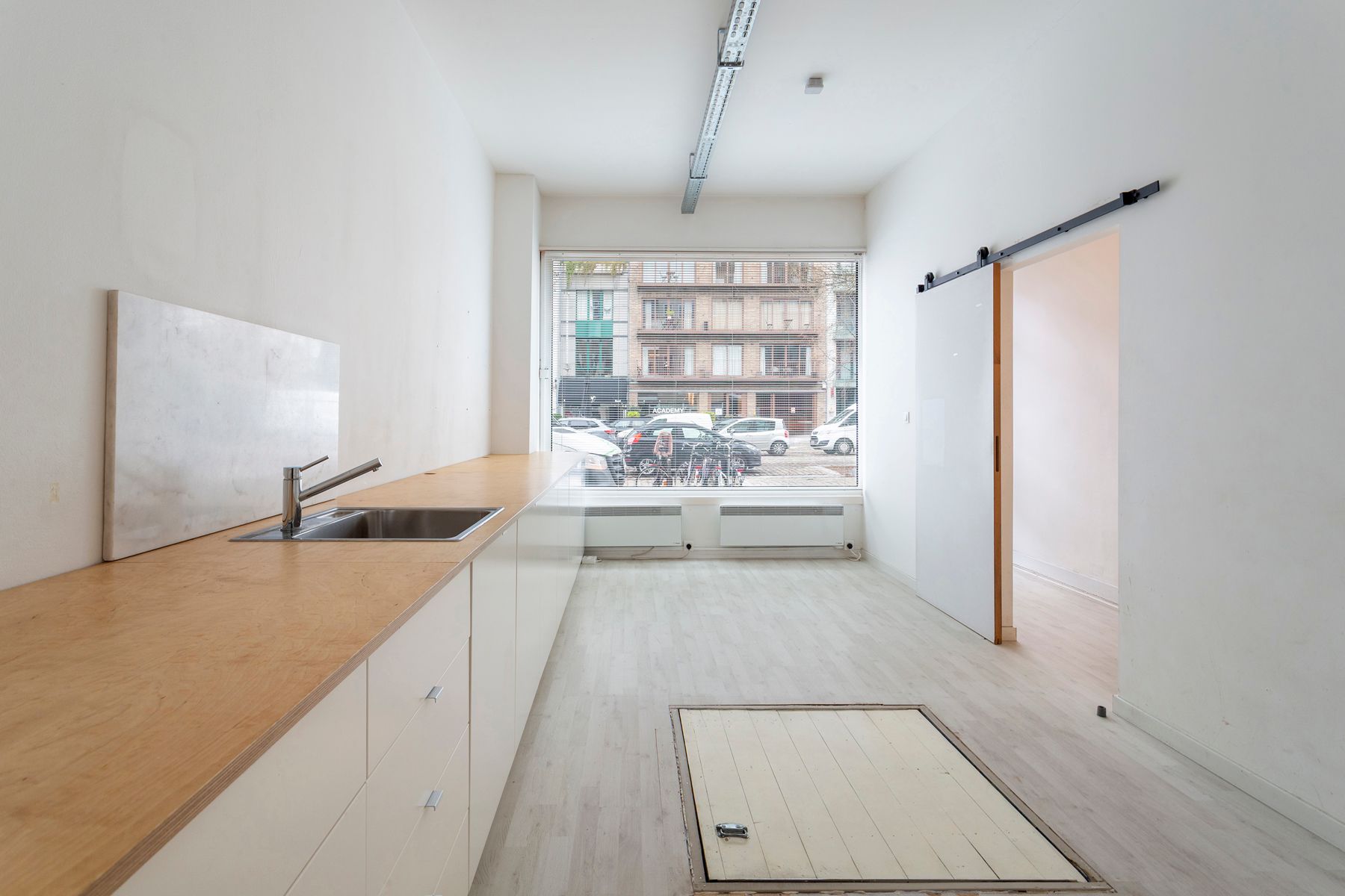 Handelsgelijkvloers op het bruisende Eilandje foto 6