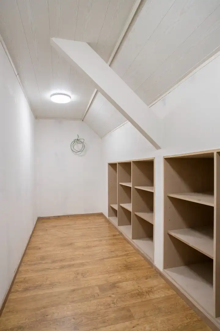Ruime, gerenoveerde instapklare woning in Lauwe! foto 21