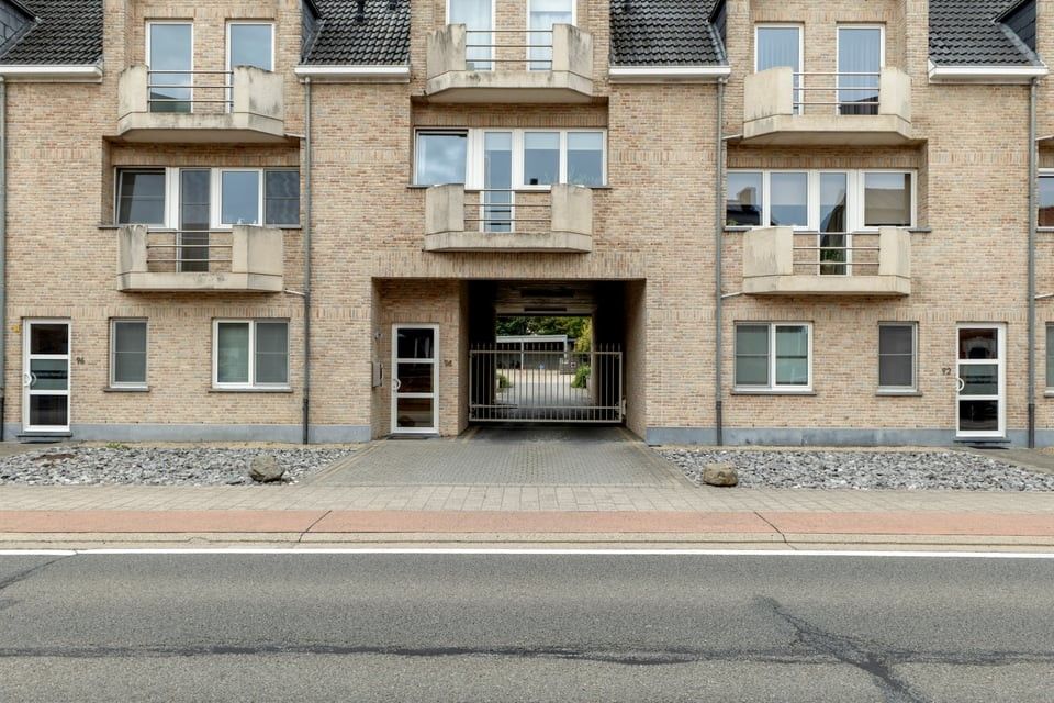 GEZELLIG 3 SLKS APPARTEMENT MET STAANPLAATS IN LANDEN foto 40