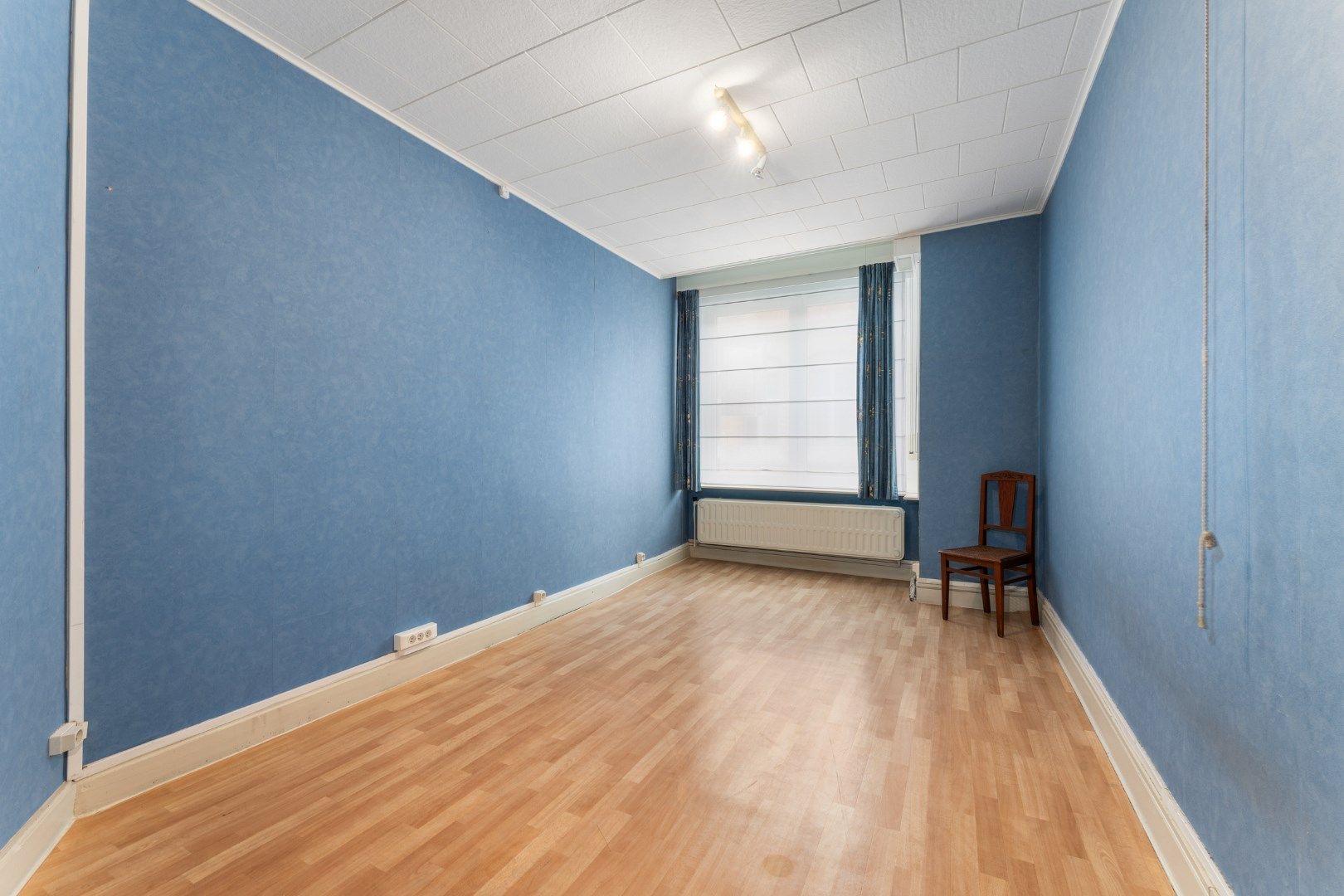 Karaktervol handelspand met woonst in hartje Nieuwpoort-Stad op 161 m² in de Marktstraat! foto 8
