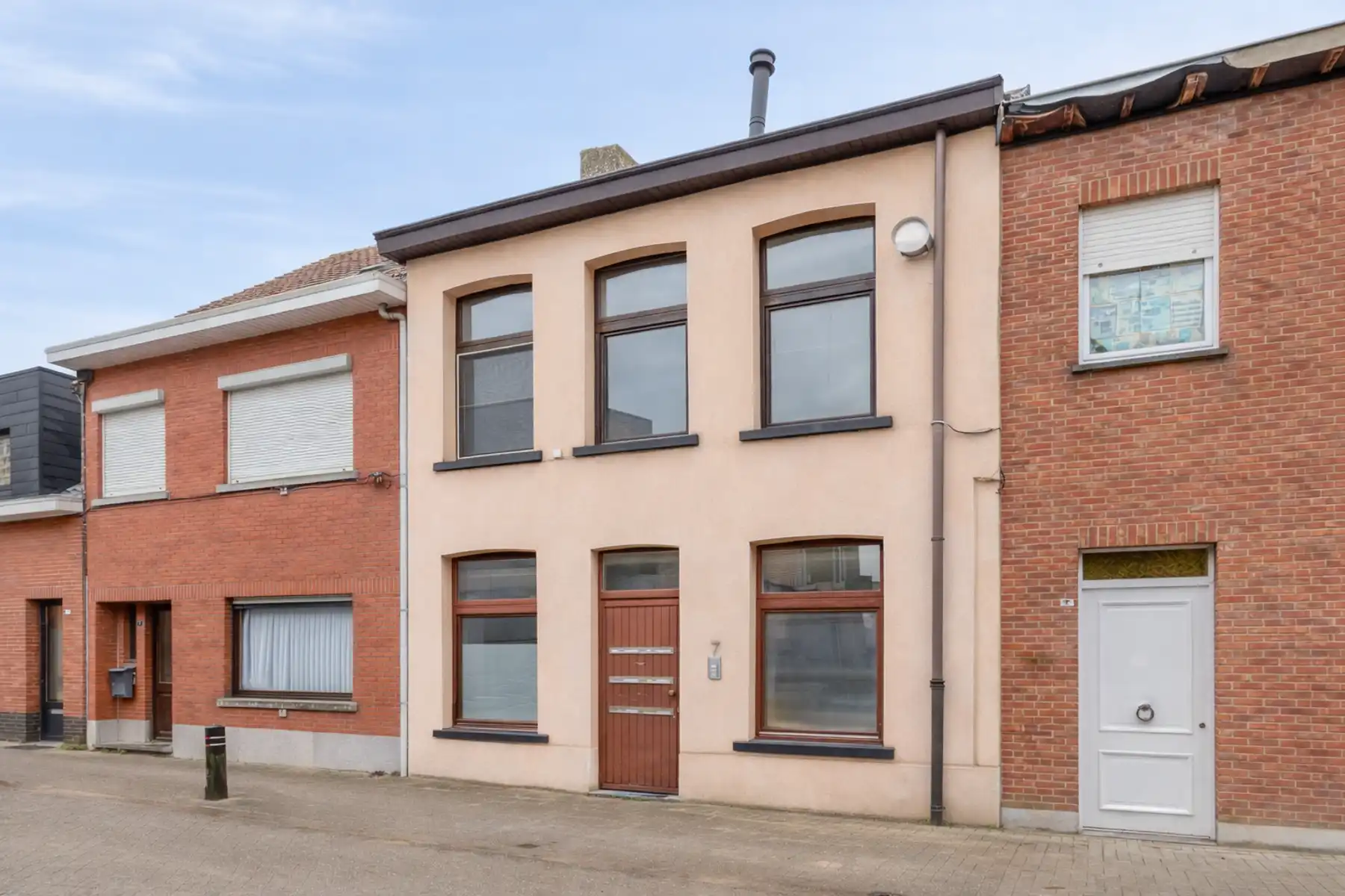 Studentenpand met 5 instapklare kamers en een tuin. foto 2