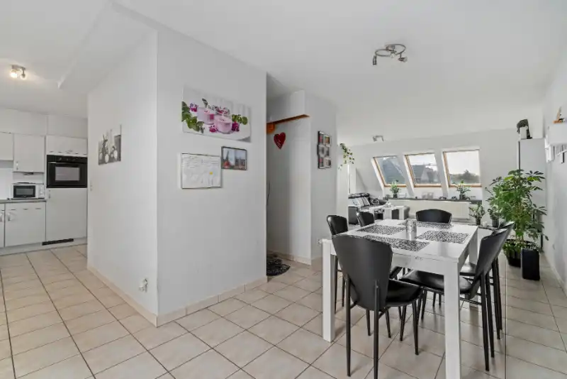 Duplex appartement met 3 slaapkamers! foto 7