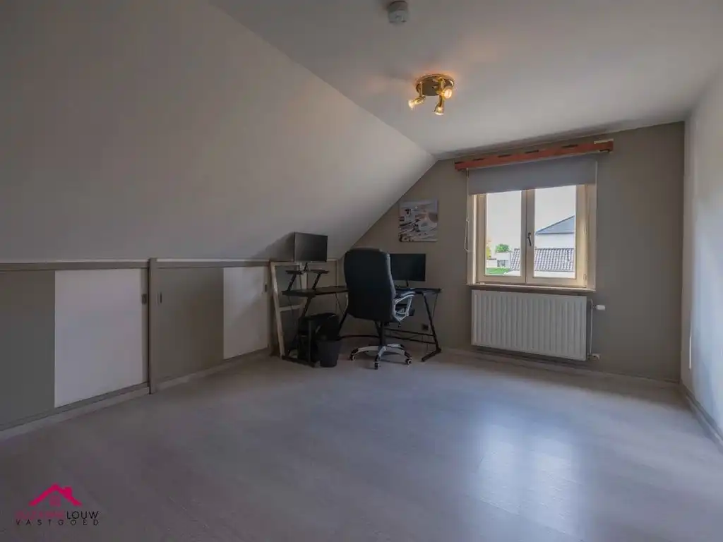 Riante vrijstaande woning met praktijkruimte foto 24