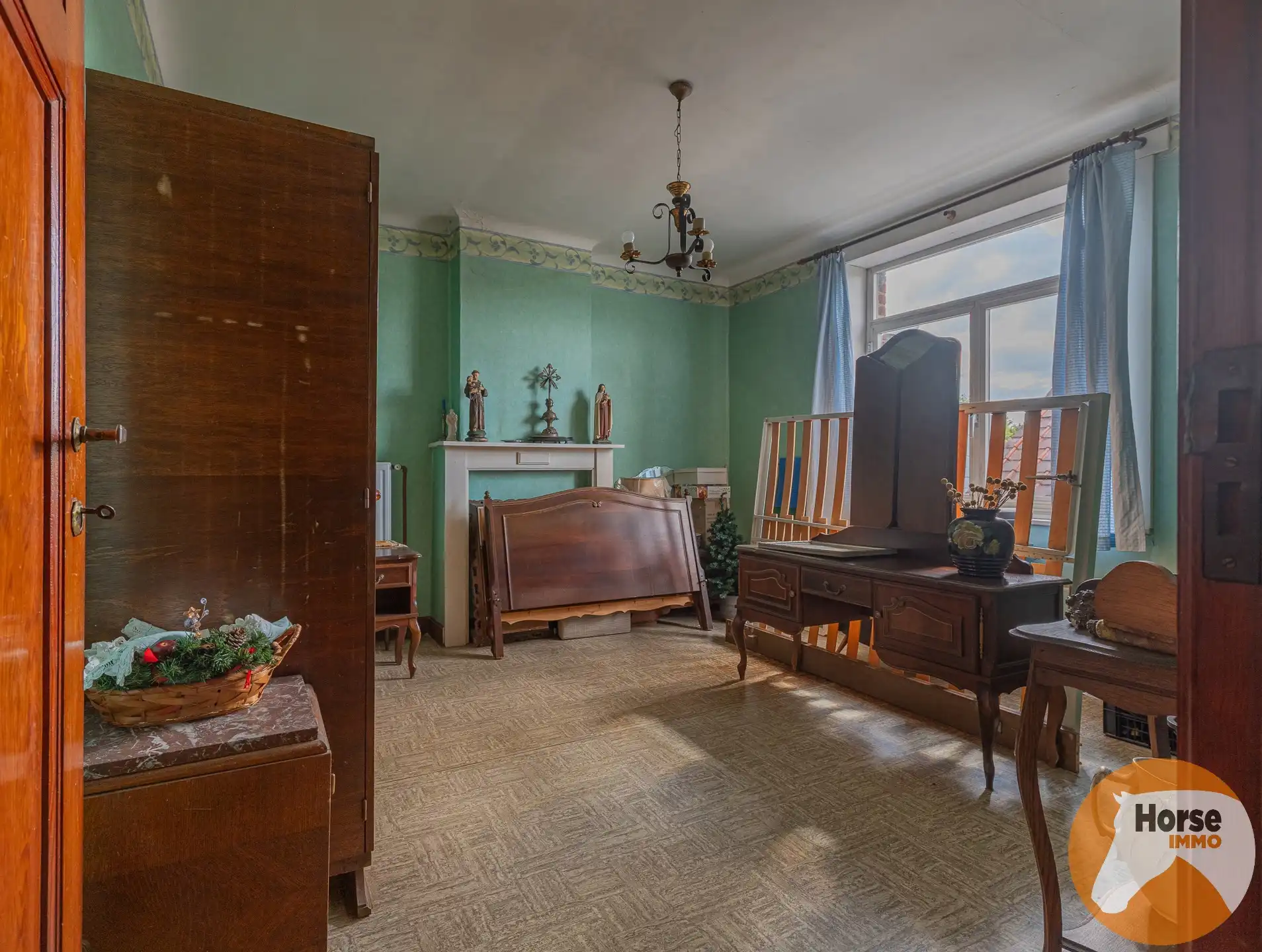 BURST - Te renoveren woning met tal van mogelijkheden foto 19