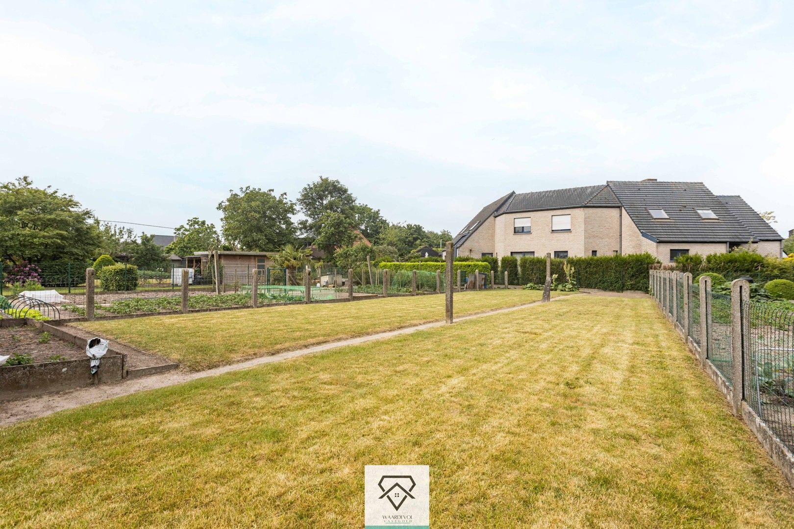 Vrijstaande woning op perceel van 1021 m² met loods en ruime tuin foto 26