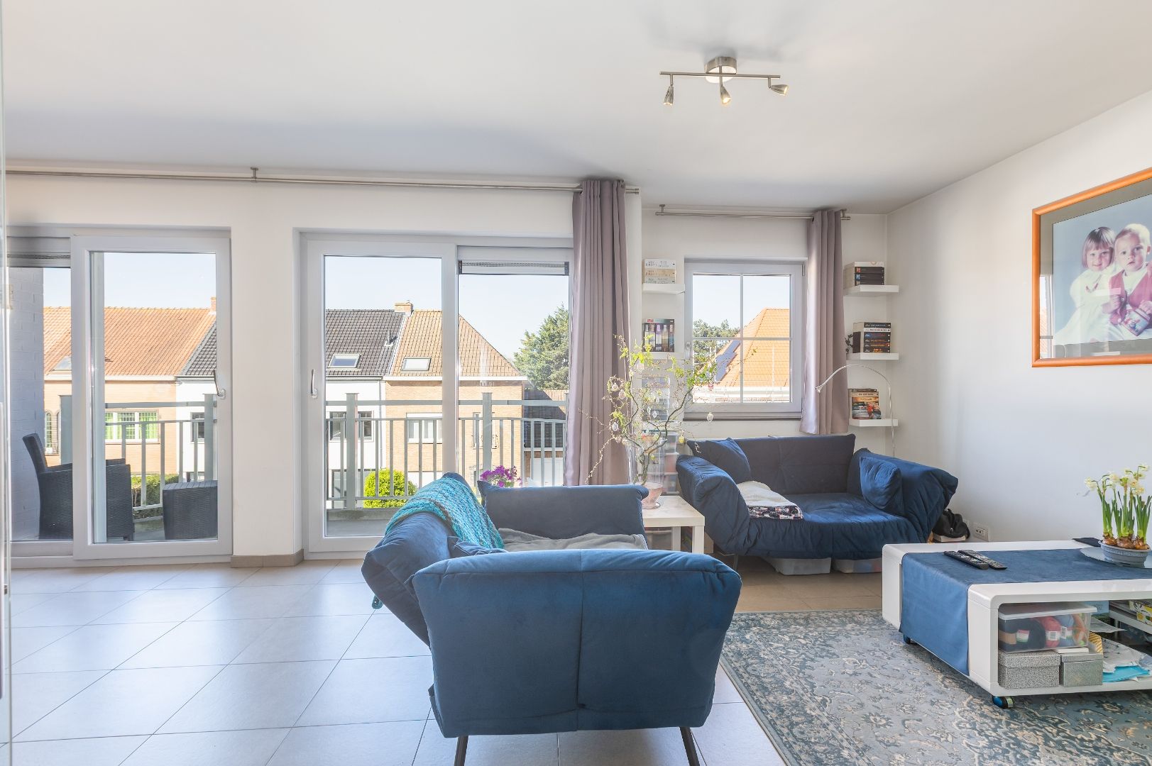 Instapklaar appartement met 3 slaapkamers te Nieuwpoort-Stad. foto 2