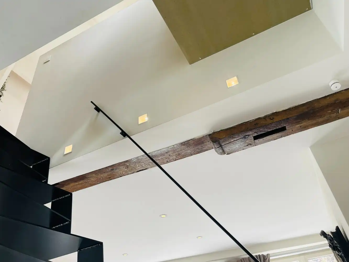 Brugge centrum , op een Idyllische locatie, aan één van de mooiste reien van Brugge,  RECENT GERENOVEERD LICHTRIJK GEMEUBELD🪑🛌HOEKHUIS foto 16