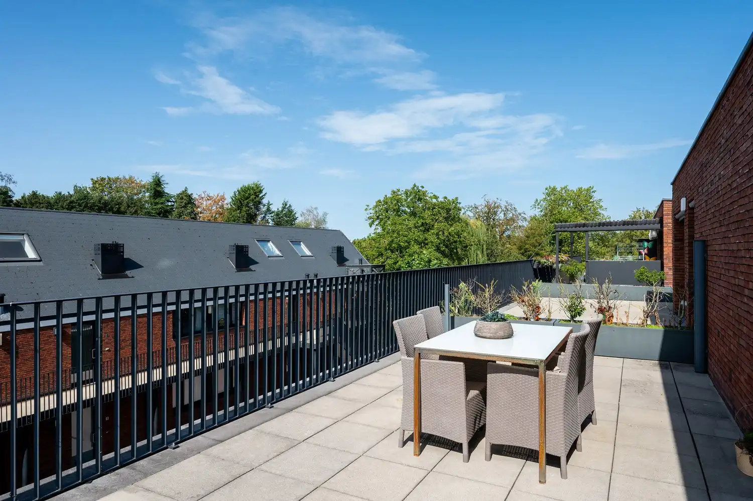 INSTAPKLAAR APP MET RUIM TERRAS 20m2 TE CENTRUM BERLAAR foto 14