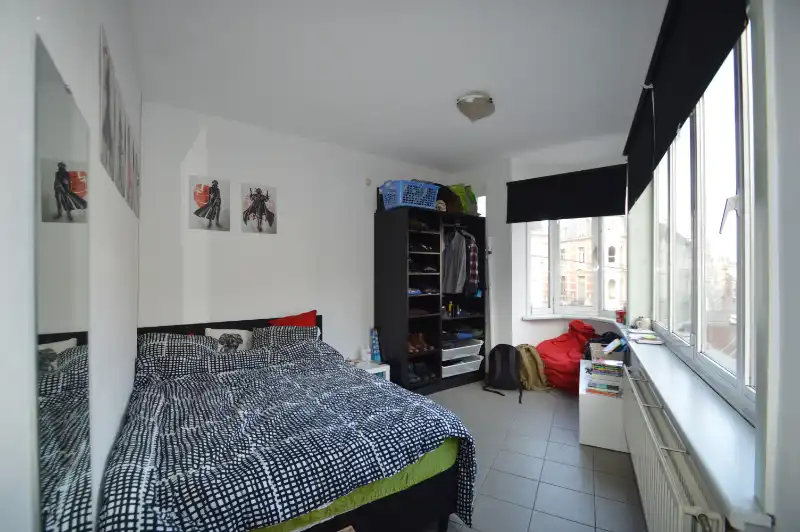 Leuke lichtrijke studio in hartje Gent foto 4