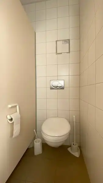 Gerenoveerde kantoorruimte te huur aan Begijnhoflaan in Gent foto 24