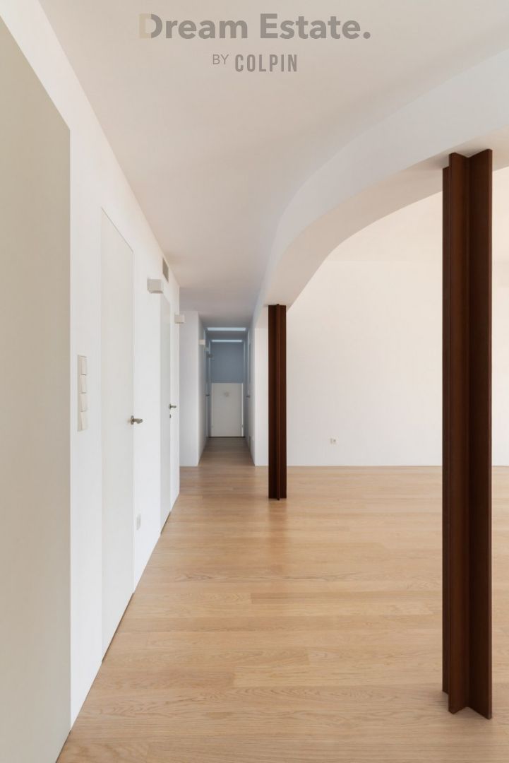 Eerste lijns villa foto 5