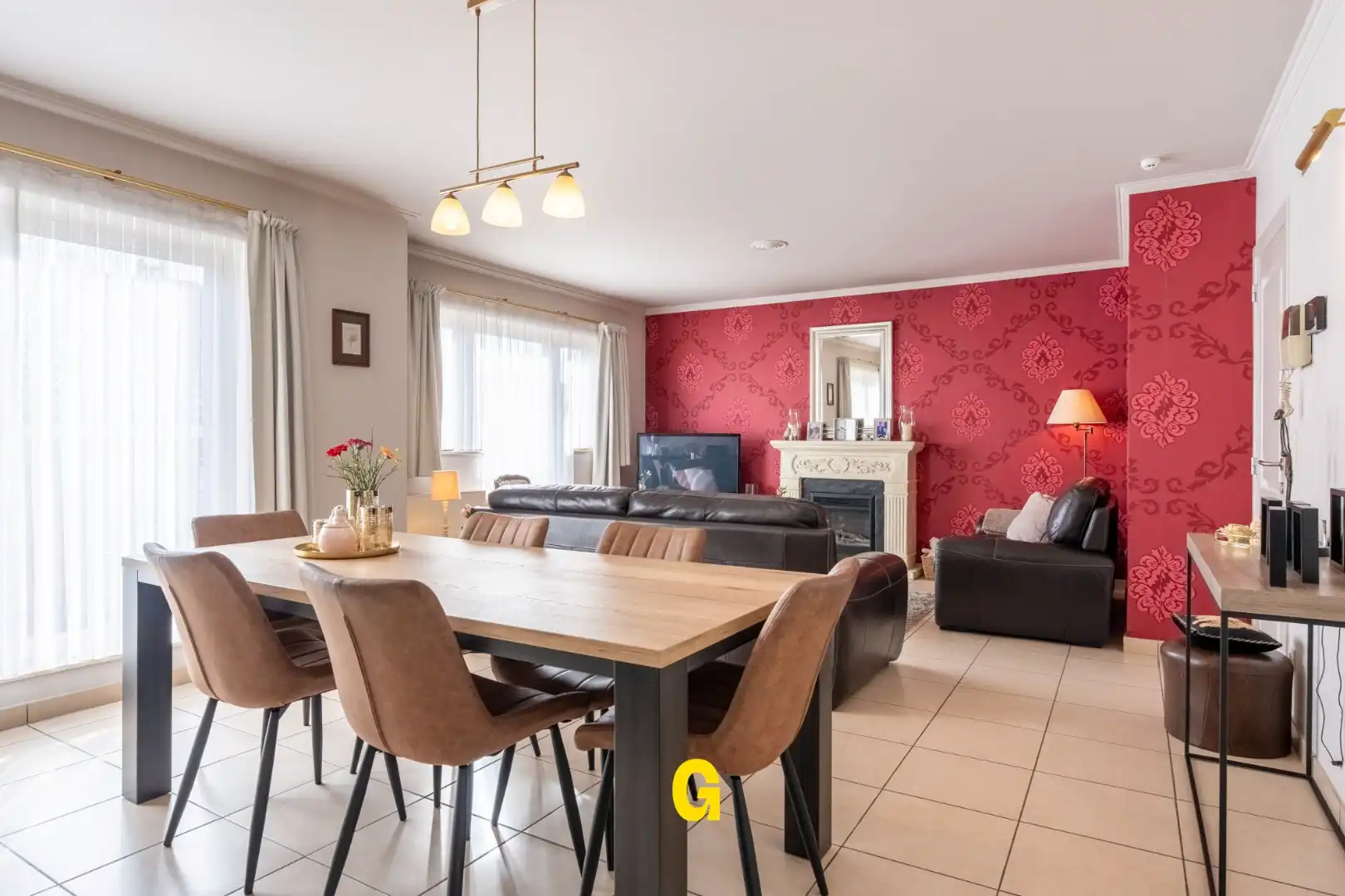 Netjes verzorgd duplex appartement met drie slaapkamers en standplaats op wandelafstand van de markt foto 7
