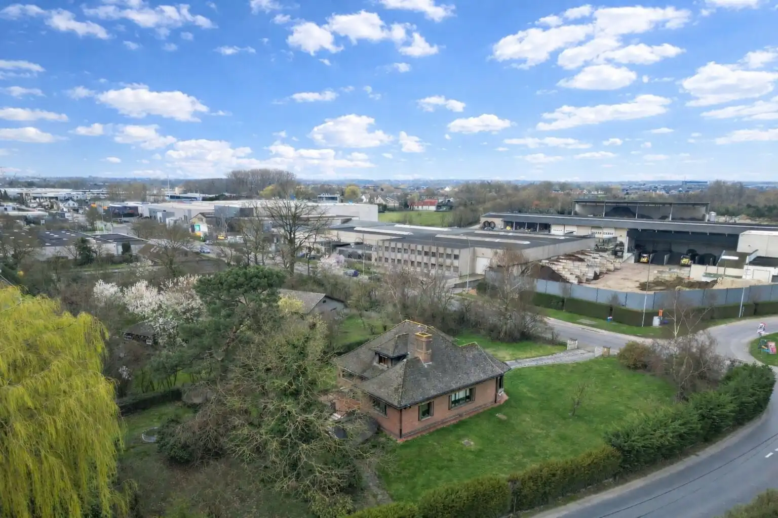 Roeselare – Unieke karakterwoning met ruime tuin foto 21