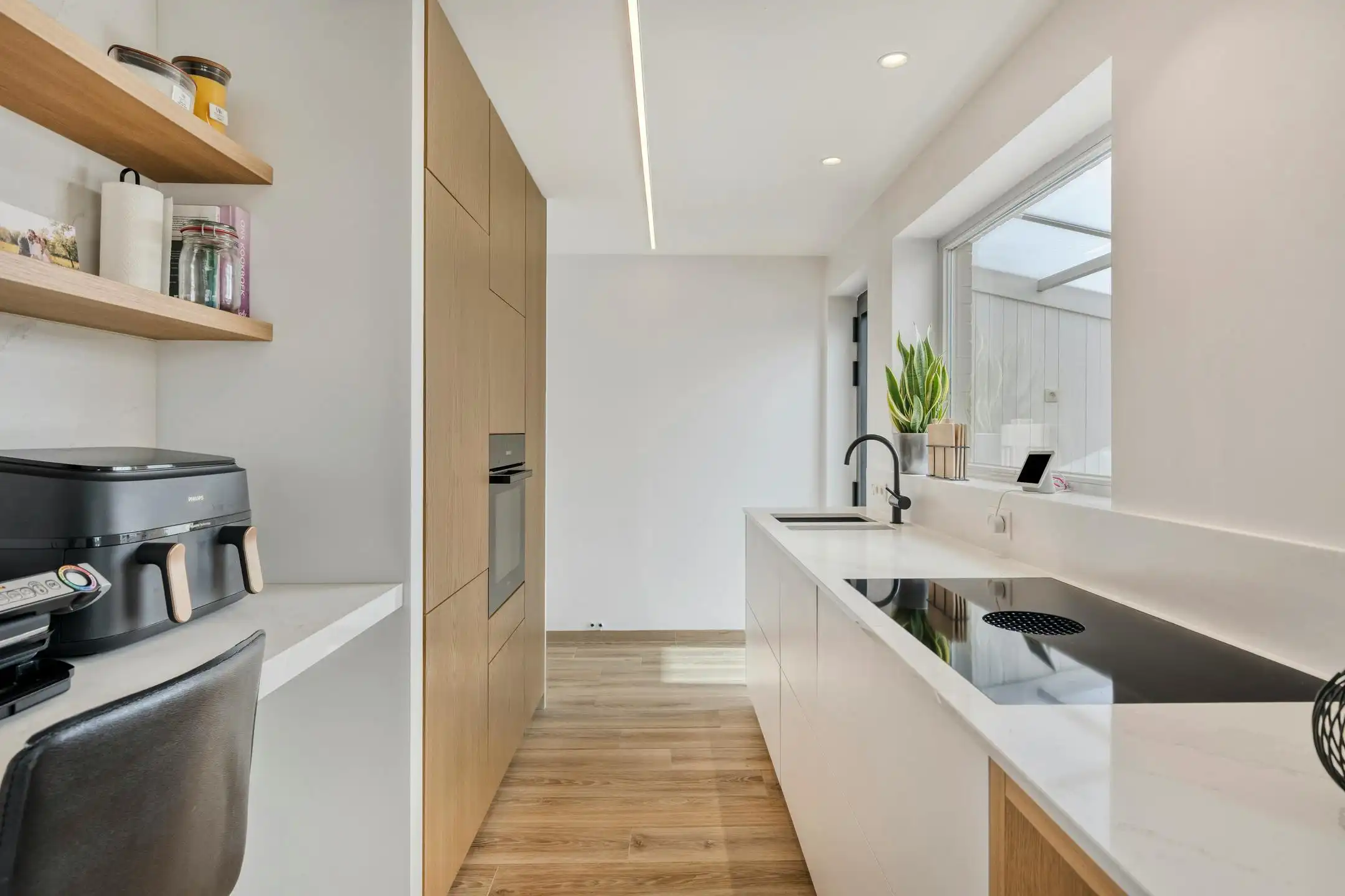 Instapklaar huis te Roeselare  foto 3