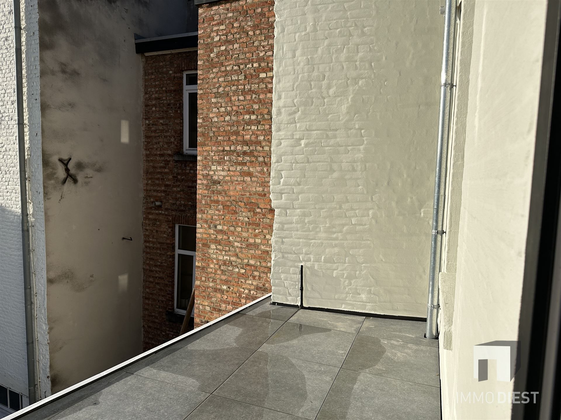 Opbrengsteigendom - 3 gloednieuwe appartementen + 1 handelspand foto 15