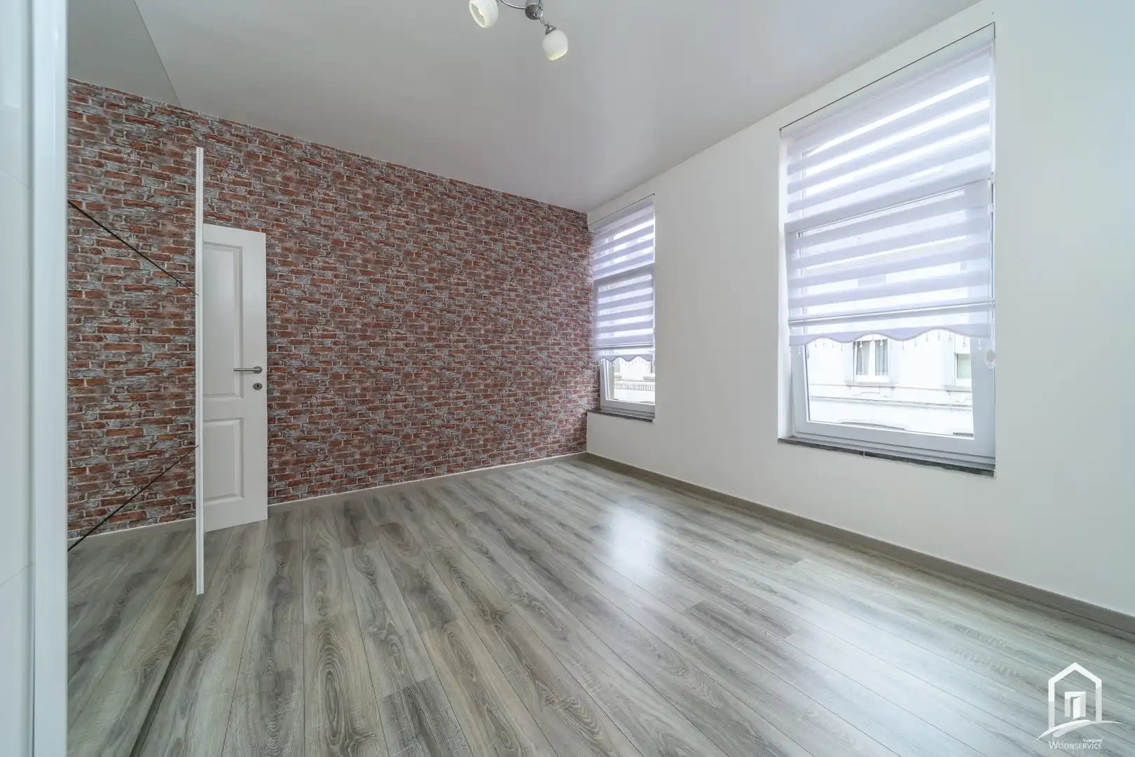 Instapklare, gerenoveerde woning aan de stadsrand van Aalst foto 9