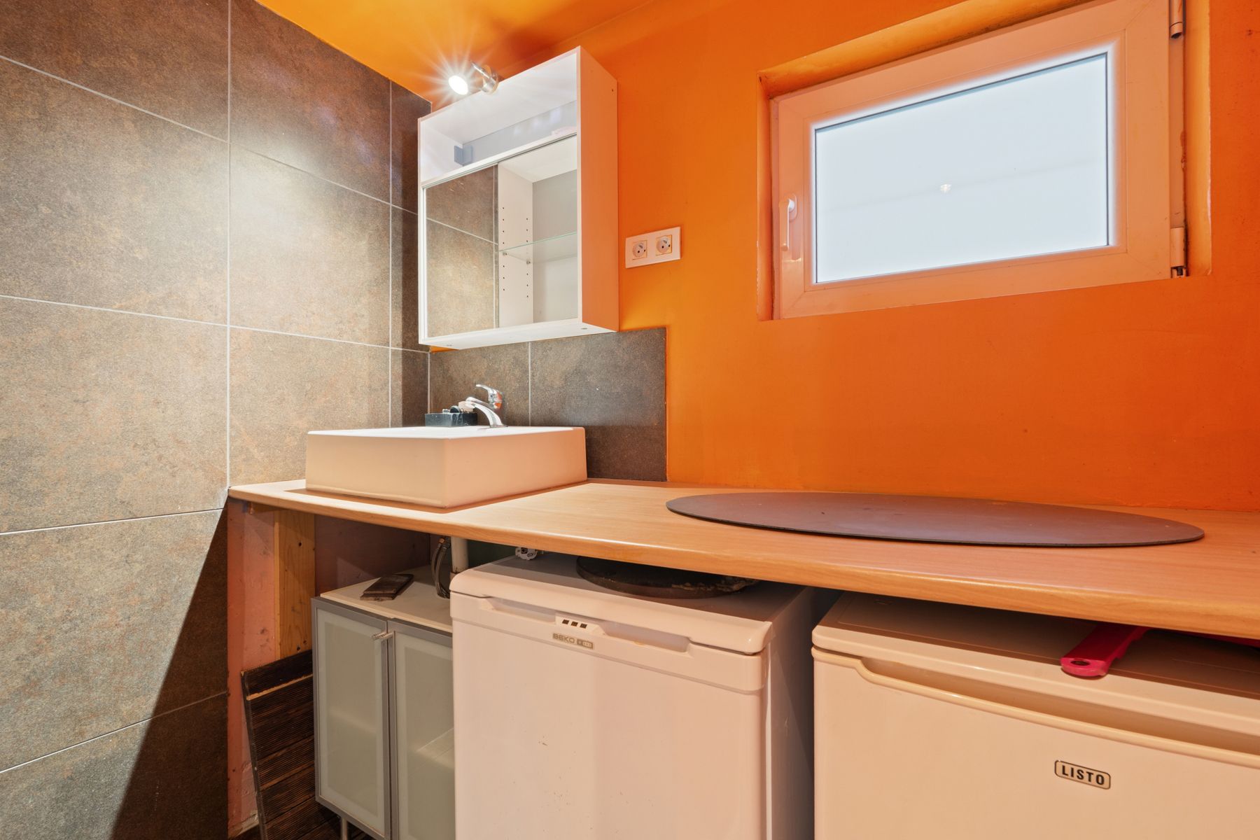 Vernieuwd appartement in de Quartier Sénégalais foto 7