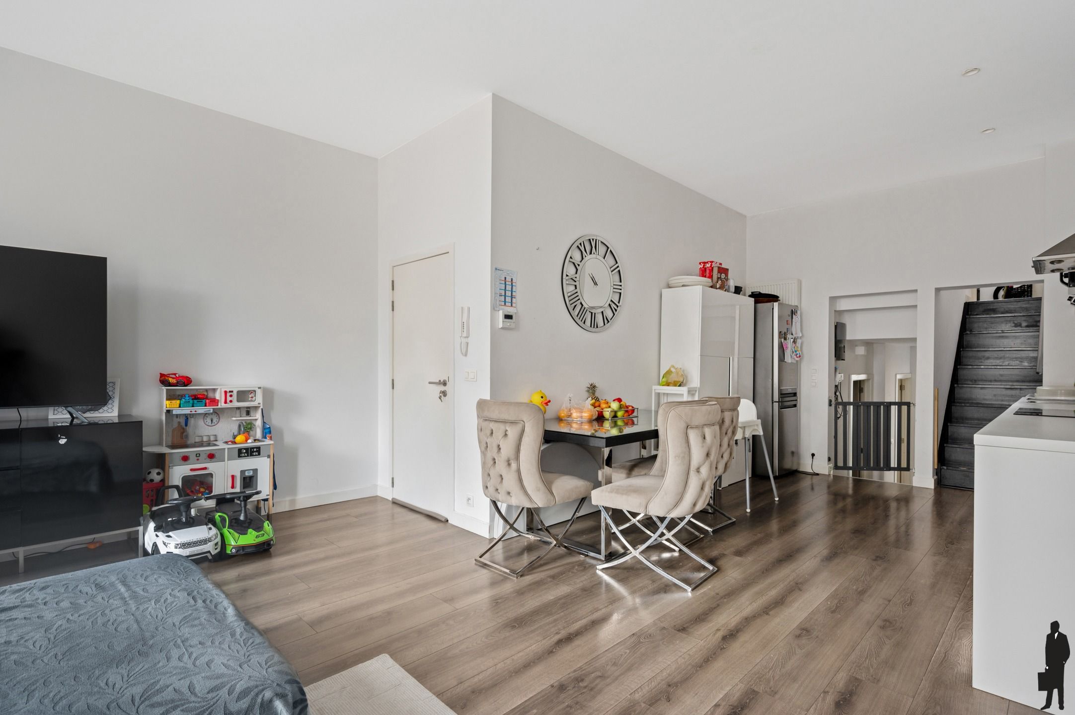 Gezellige duplex met 2 slaapkamers en balkon op Zurenborg! foto 3