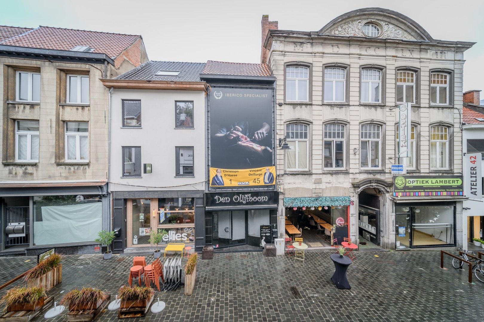 Zeer gunstig gelegen handelspand in hartje van Aalst foto 1