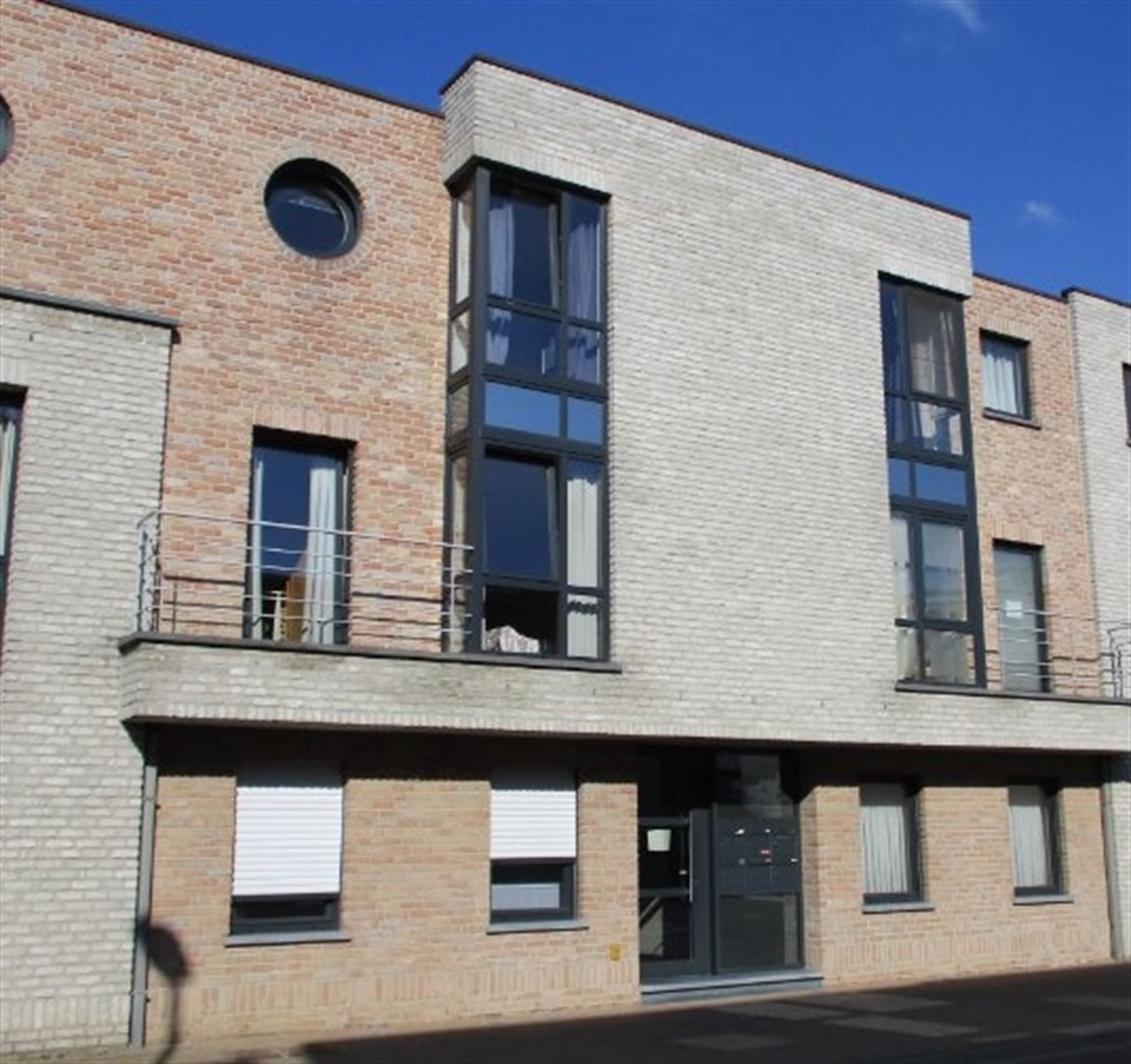 Appartement foto {{pictureIndex}}
