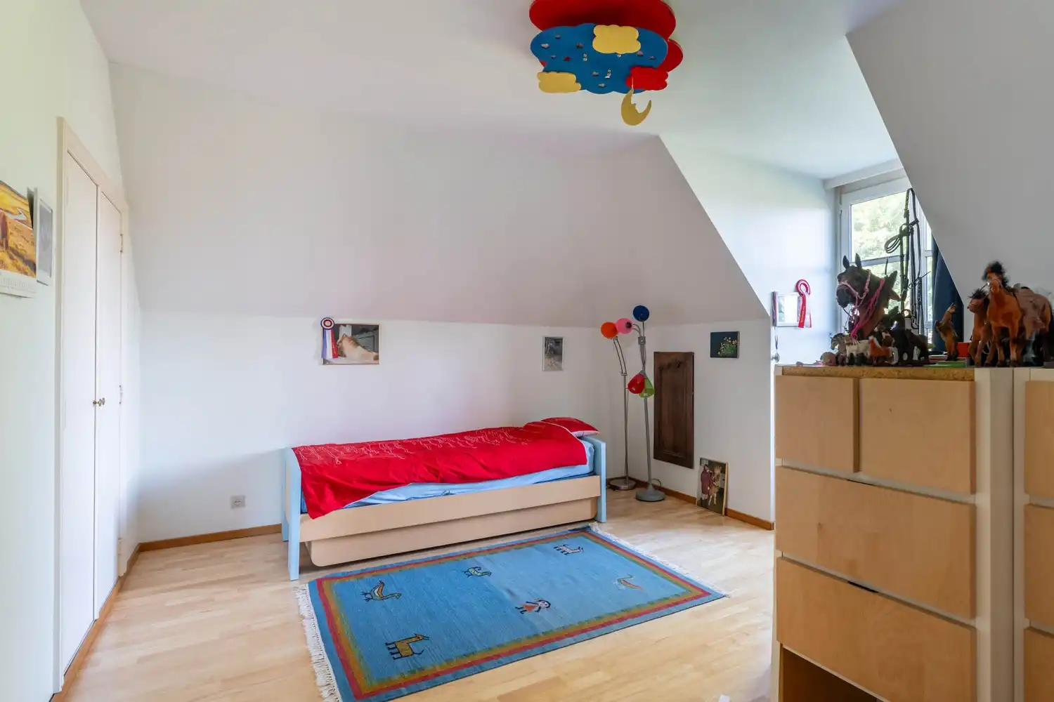 Residentieel gelegen villa met 4-5 ruime slaapkamers/bureau , 2 badkamers, 2 garages en een tuin op een perceel van 11a 71ca te Winksele gemeente Herent. foto 21