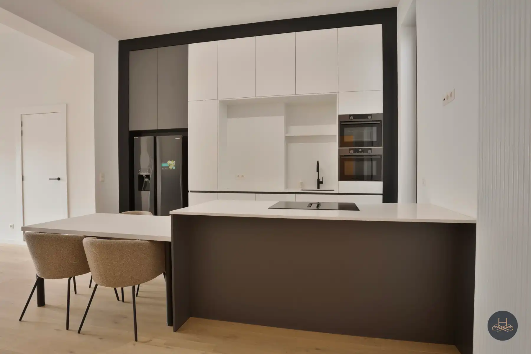 Nieuw luxeappartement met ruim terras foto 6