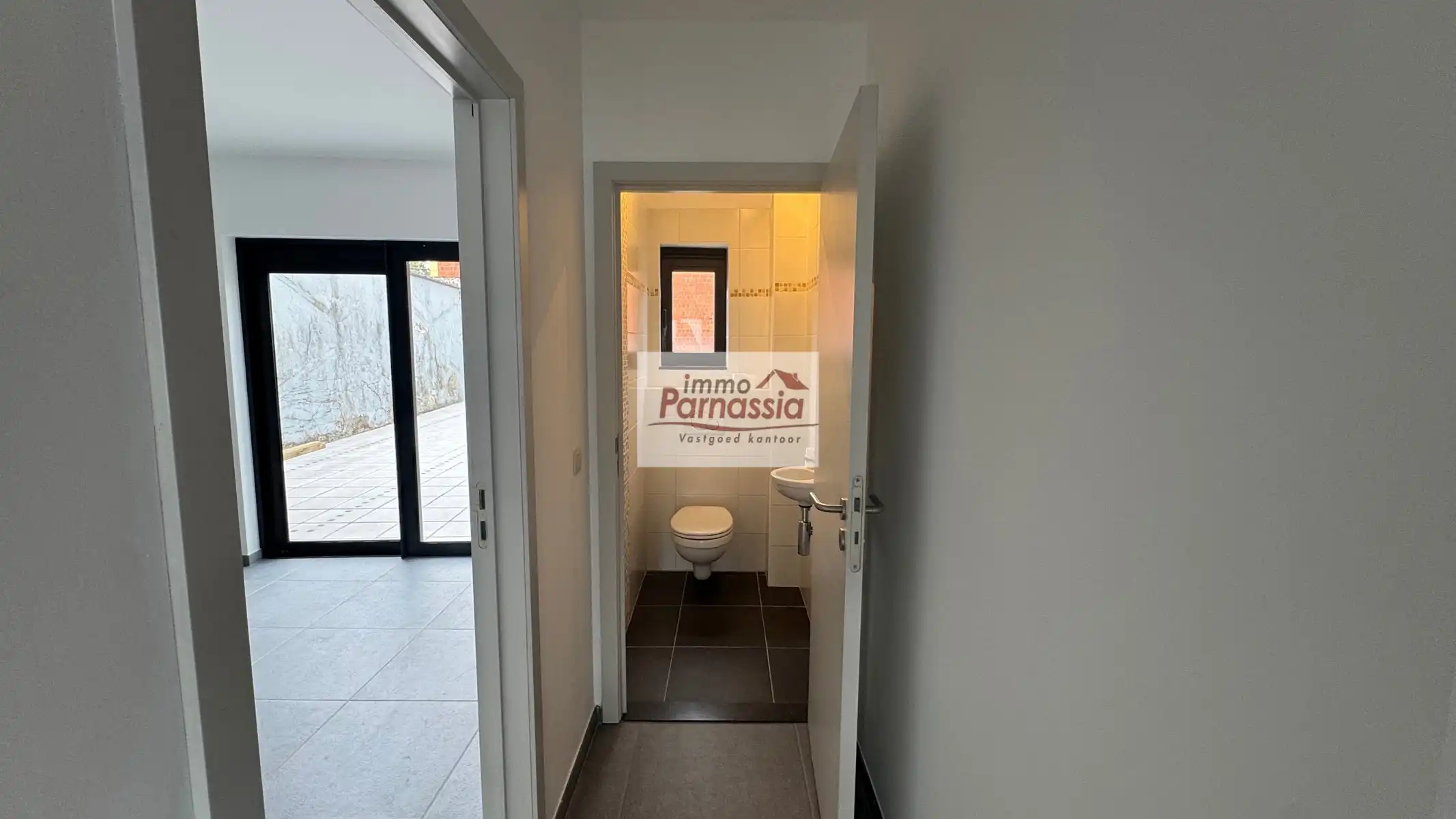 Commercieel te huur foto 12