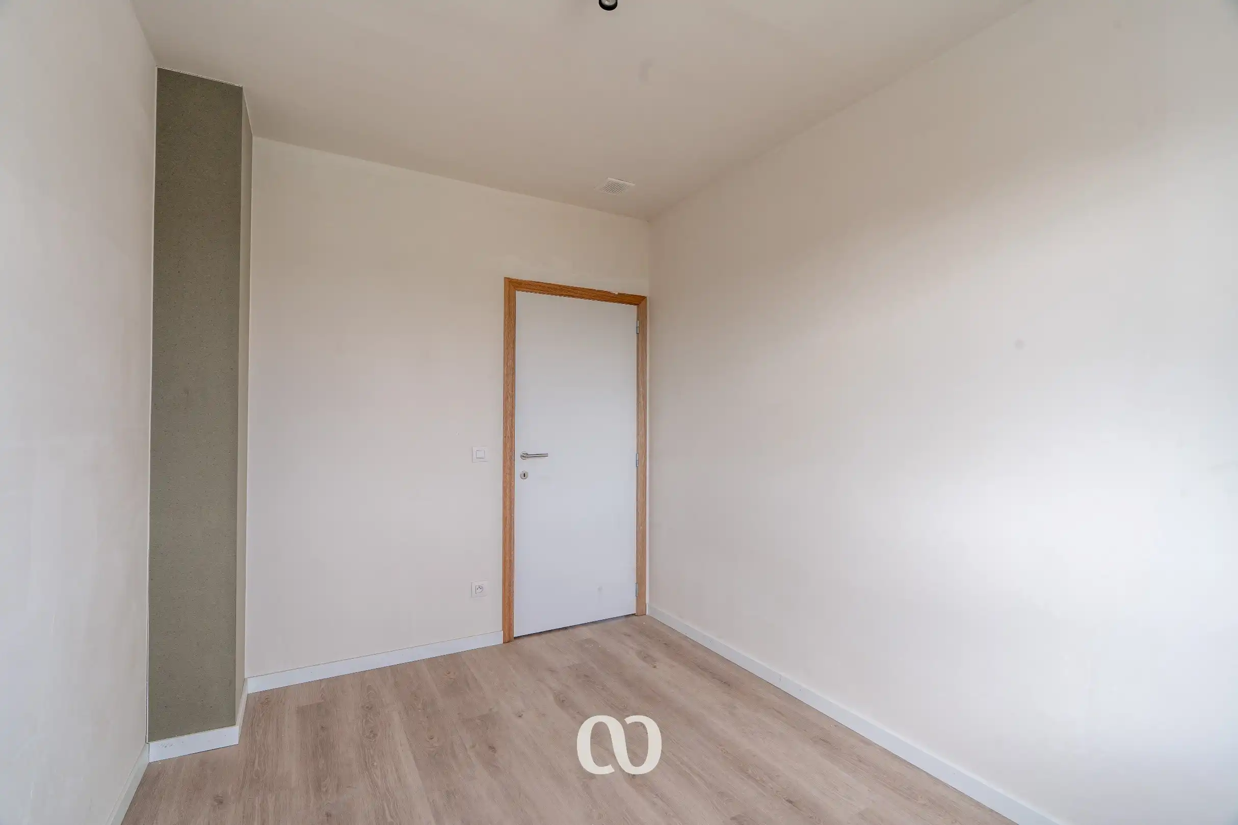 Prachtige nieuwbouwwoningen met 4 slaapkamers en garage foto 12