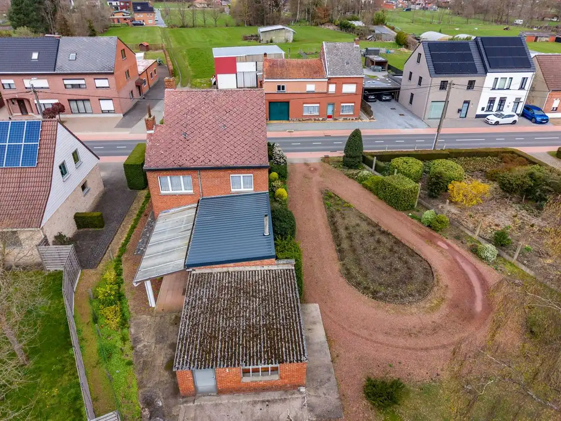 Te renoveren 3slk woning op uitzonderlijk perceel van 34 are  foto 36